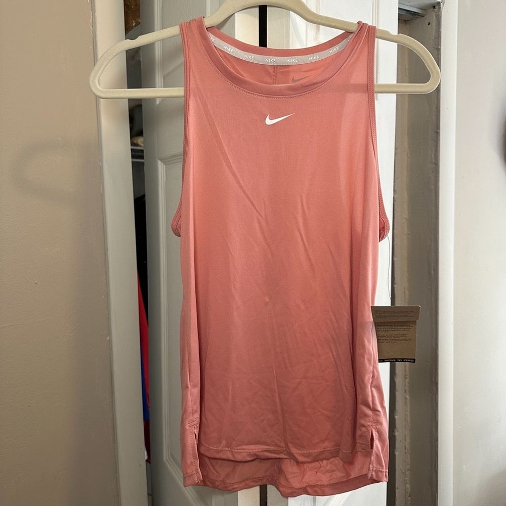 Nike Tank - Picture 2 of 3